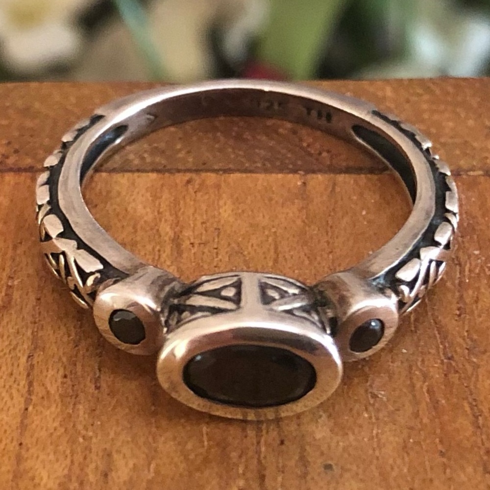 Silpada Sterling Silver Black Cubic Zirconia Little Black Dress Ring R2398